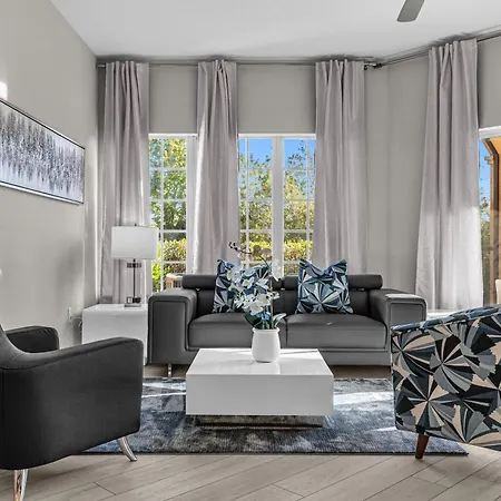 Great Condo At Worldquest